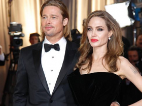 Brad Pitt And Angelina Jolie Tie The Knot