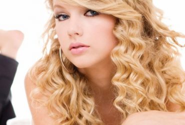 'I'd love to sing for a Bollywood Movie!': Taylor Swift