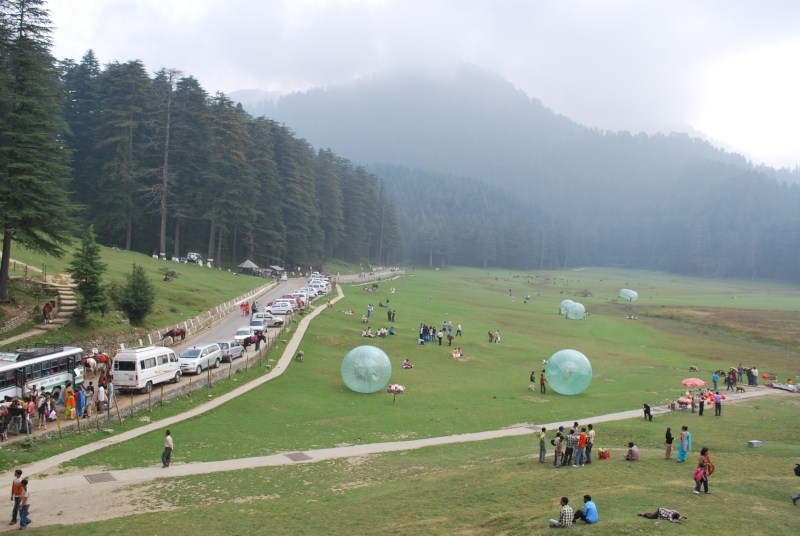 Embrace The Natural Merriment In The Realm Of Himachal!