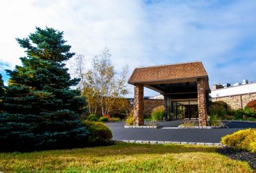 Plan A Romantic Getaway To Mount Laurel